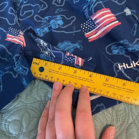 Huk Boys Fourth of July Trucks and Fishin Drawstring Swim Trunks Youth Medium - Picture 10 of 10